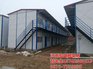 新鄉(xiāng)市經(jīng)三路與緯七路交叉口，天寶華庭工地臨建彩板房